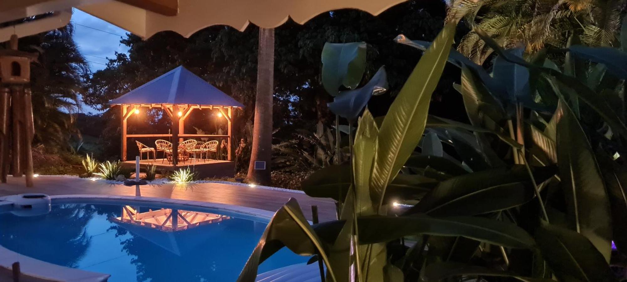Gite Kaz A Topaze, Piscine, Jardin Tropical Sainte-Rose Exterior photo